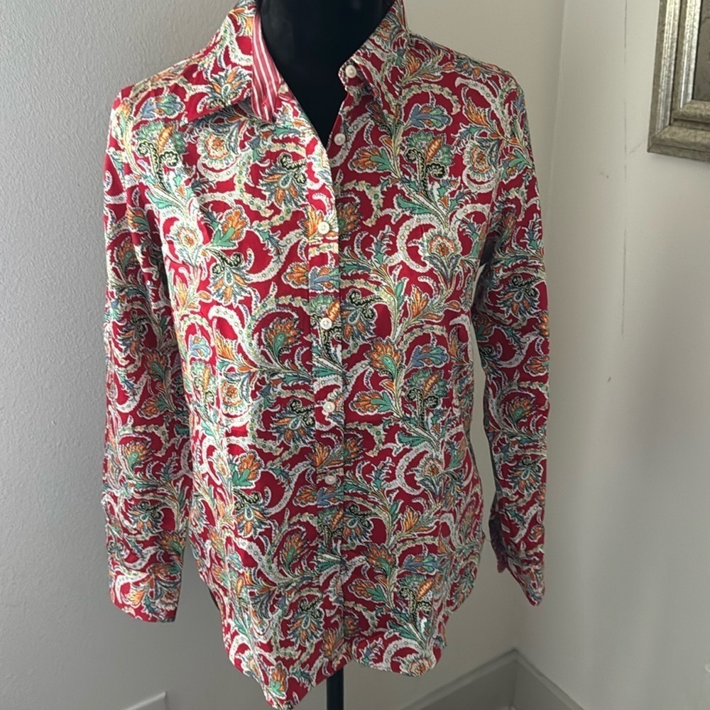 CHAPS No Iron Red floral Orin buttoned down women’s shirt long sleeves blouse MP